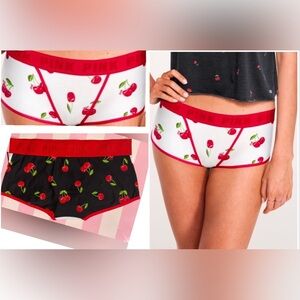 1 New Victoria’s Secret Pink panties VS PINK logo boyshort panty cherry graphic